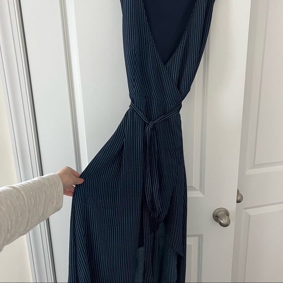 MOVING SALE! Lulus pin striped wrap dress hi low - Picture 4 of 8